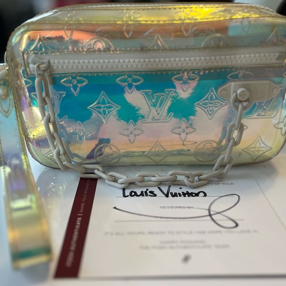 Louis Vuitton Pochette Volga Prism - Picture 11 of 16